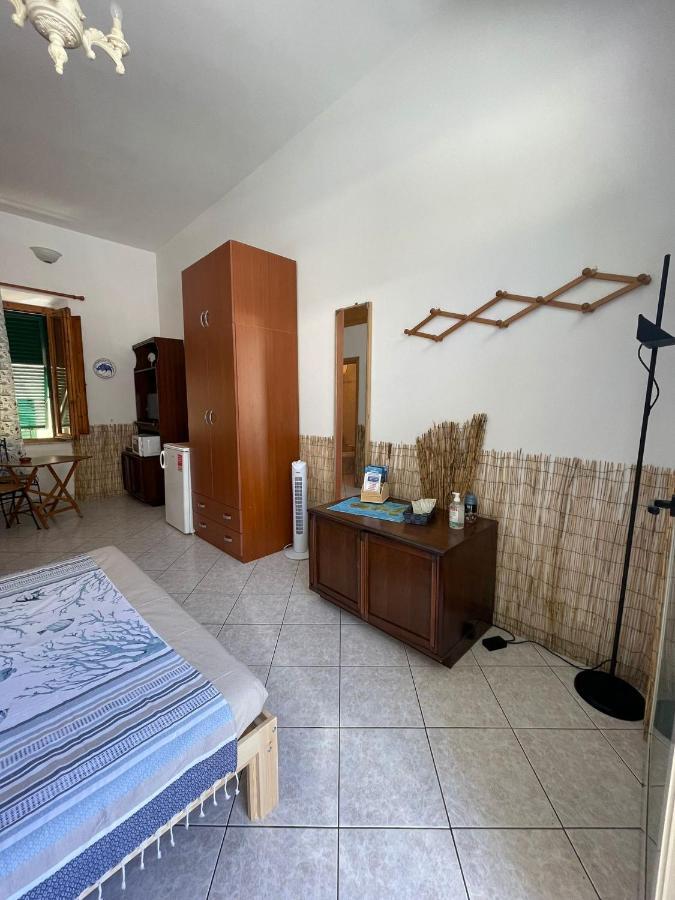 Marea Bed and Breakfast San Vincenzo Exteriör bild